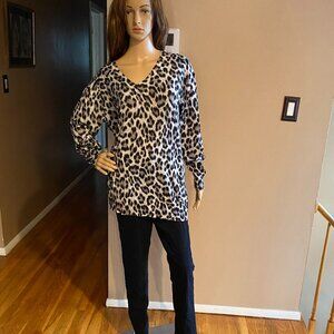Michael Kors Black/Gray/White Cheetah Print Size XL